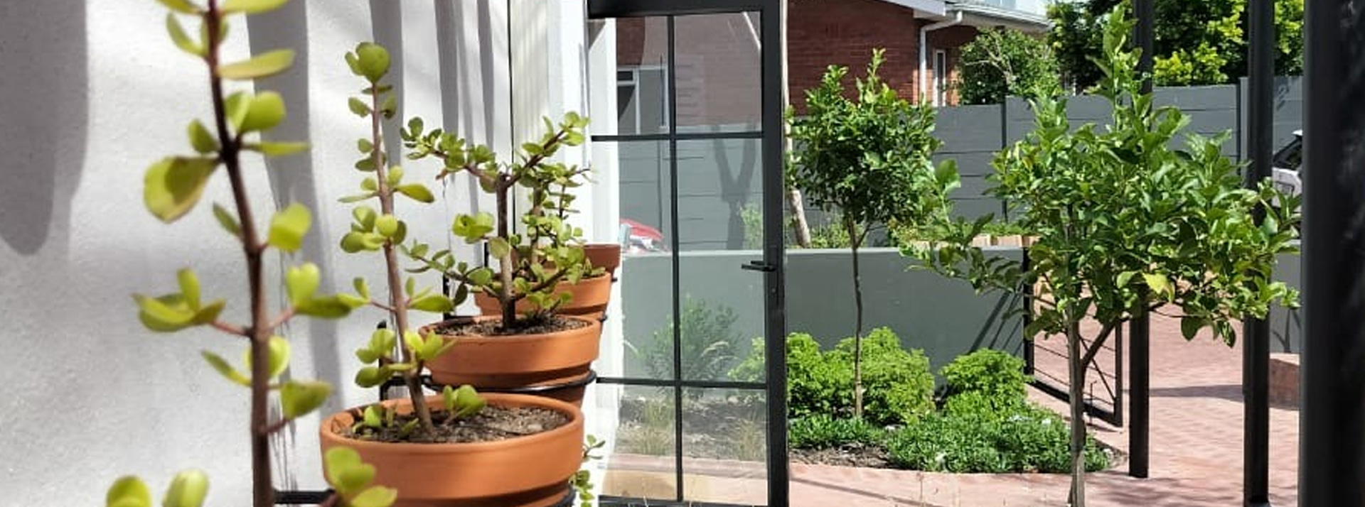 Home-slider-garden-1
